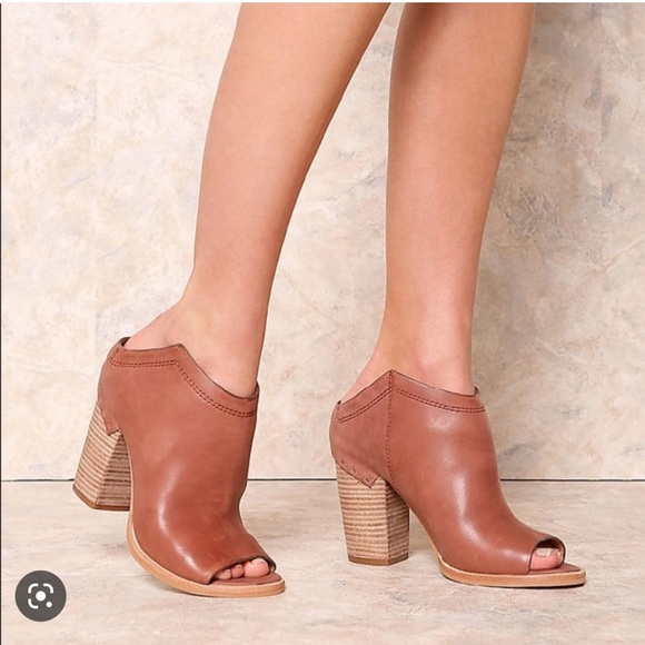 Dolce Vita Shoes - Dolce Vita - Open Toed Mule Heal Booties